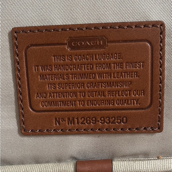 Coach Weekender Bag - Picture 4 of 10